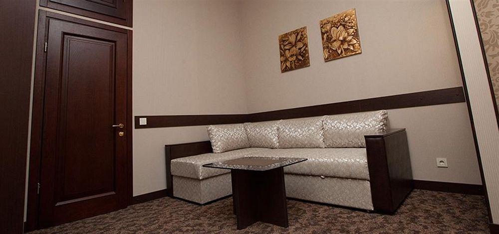 Classic Hotel Harkiv Dış mekan fotoğraf