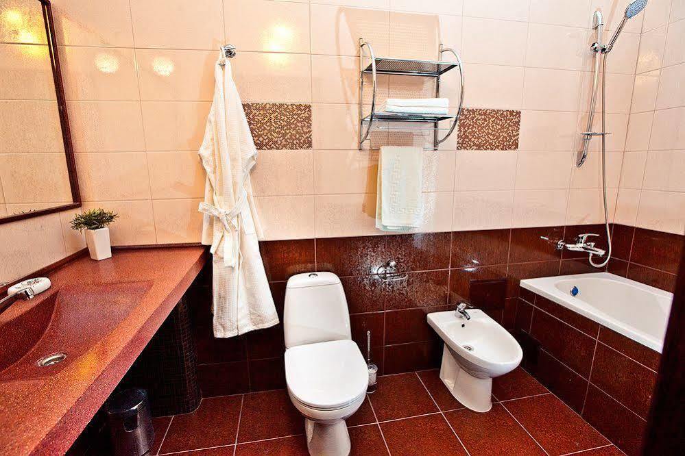 Classic Hotel Harkiv Dış mekan fotoğraf